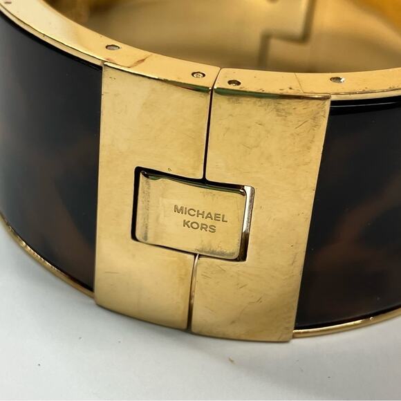 Michael Kors | Tortoise Gold Tone Hinged Bangle Bracelet - Picture 3 of 6
